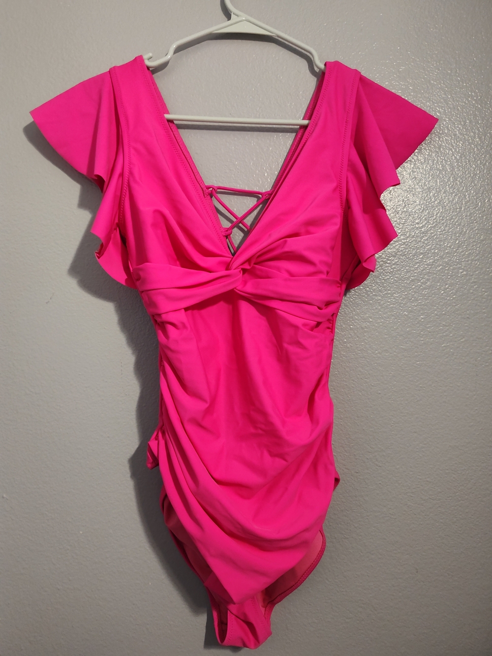 Women's Hot Pink Ruffle Sleeve One-Piece Swimsuit M